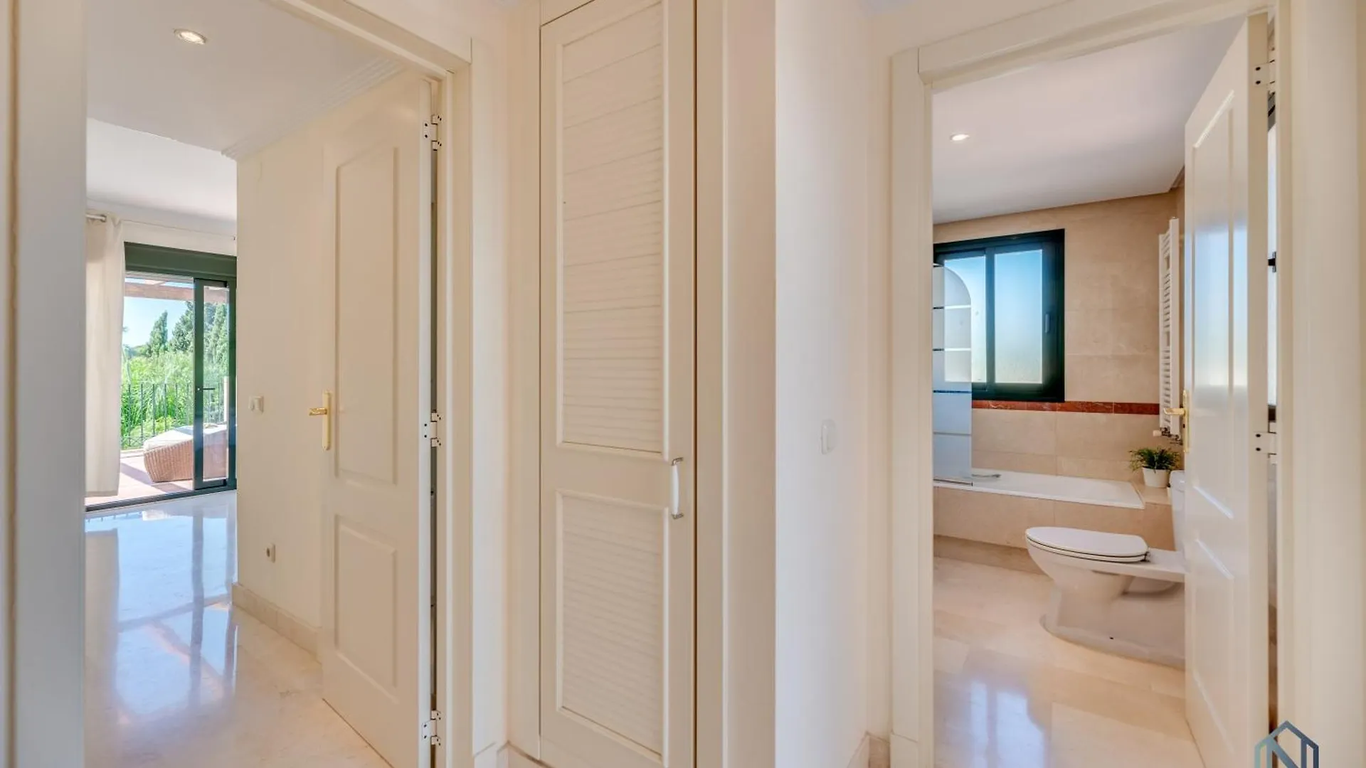 شقة Modern And Spacious 2 Bdrm Penthouse With 3 Pools ماربيا