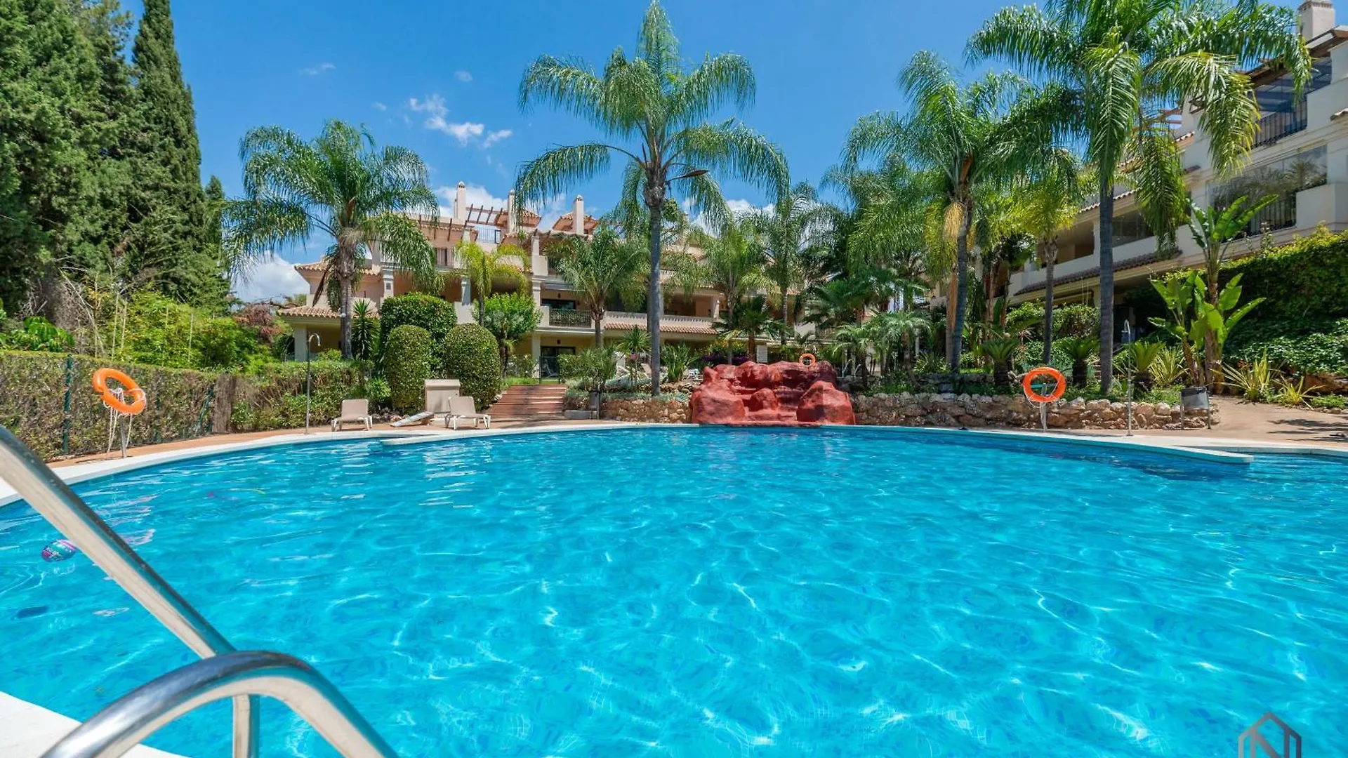 شقة Modern And Spacious 2 Bdrm Penthouse With 3 Pools ماربيا إسبانيا