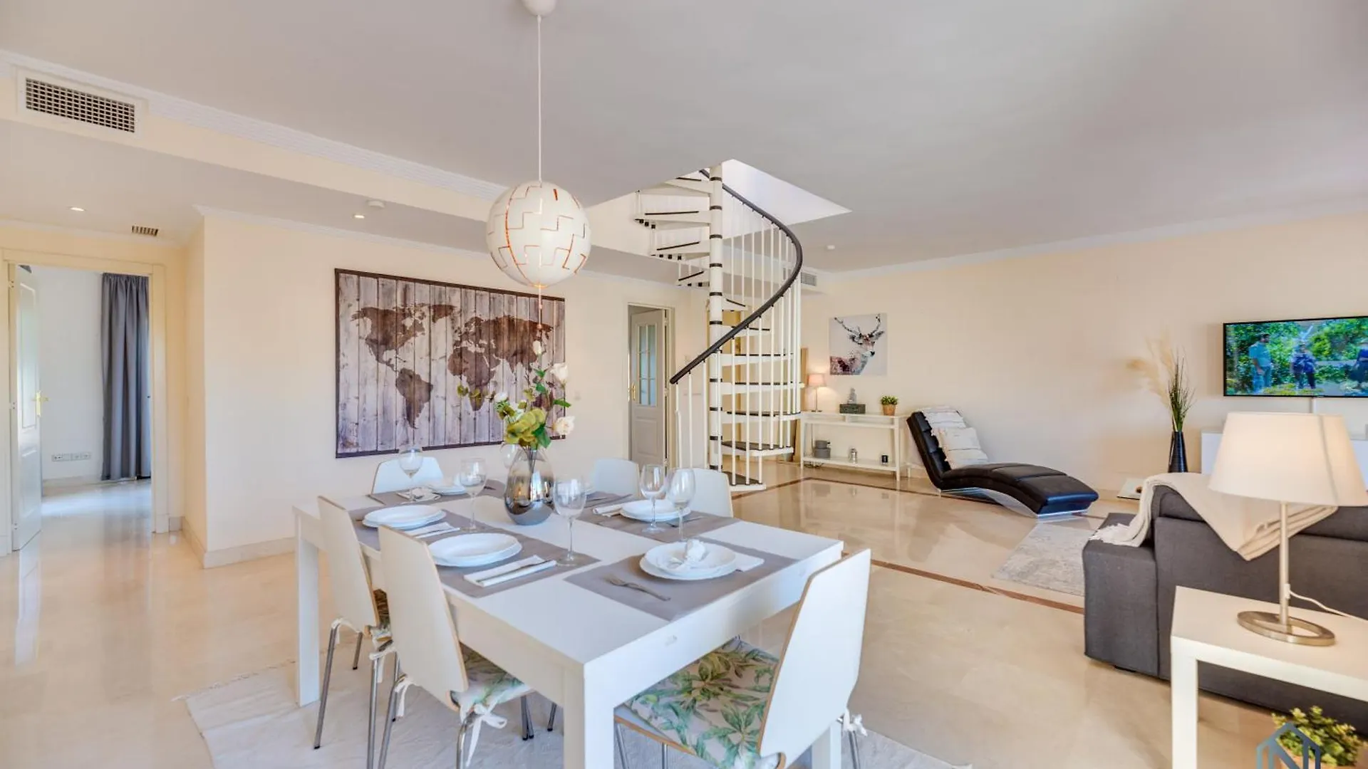 Modern And Spacious 2 Bdrm Penthouse With 3 Pools ماربيا